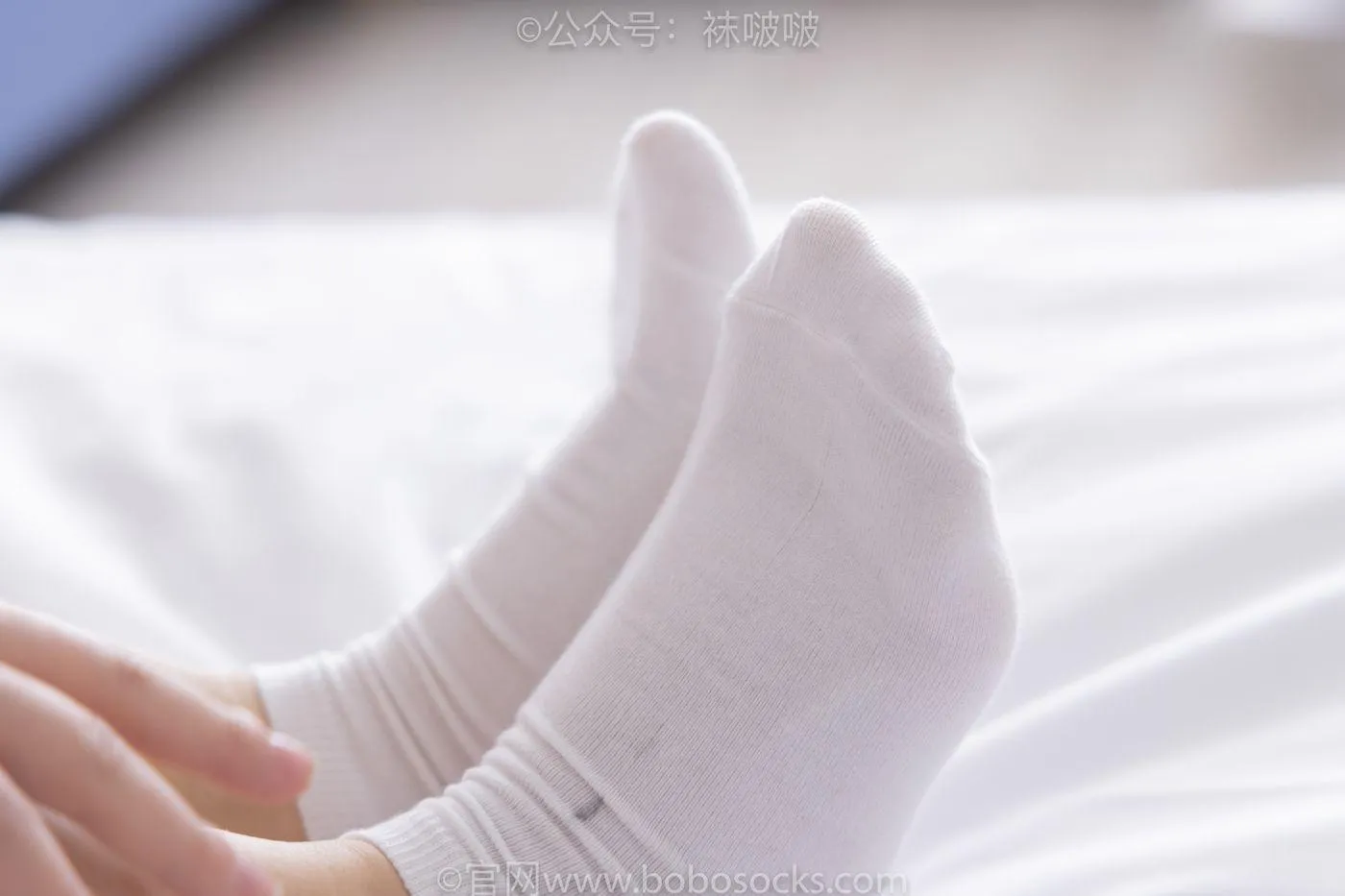 [BoBoSocks袜啵啵]NO.036 菠萝-帆布鞋、白棉袜、裸足 [138P]插图8